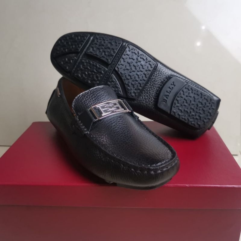 sepatu pria loafer cowok slip on bal ly hitam kulit mewah