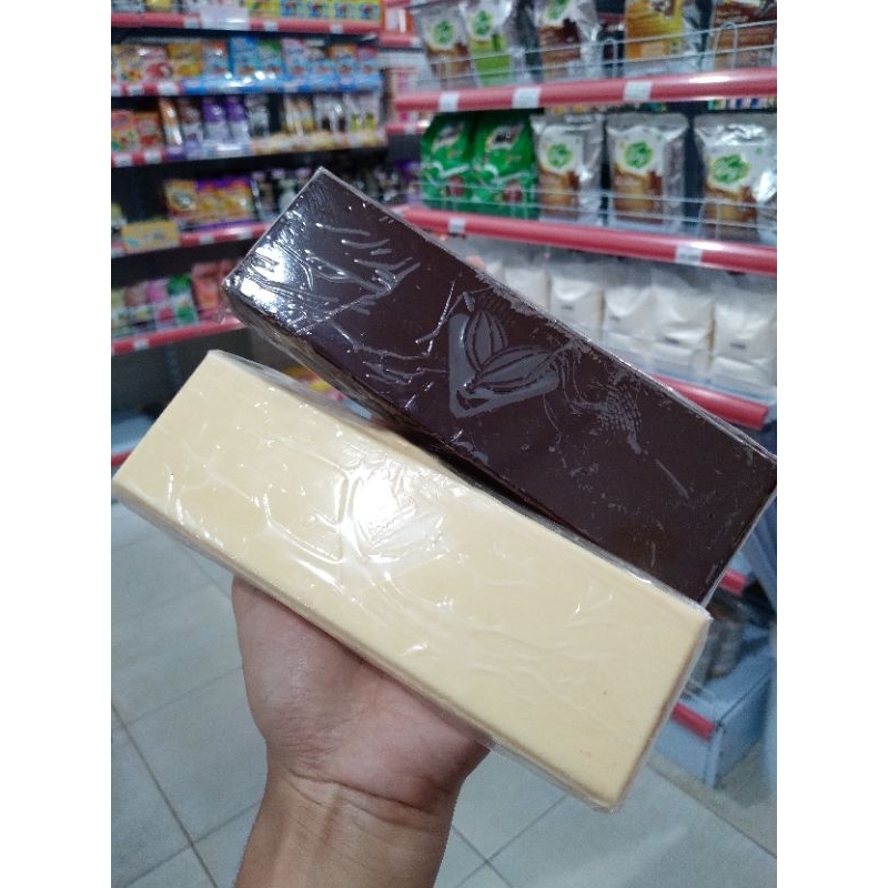 

TULIP COKLAT BATANG REPACK/ COKLAT POTONG VARIANT DARK & WHITE