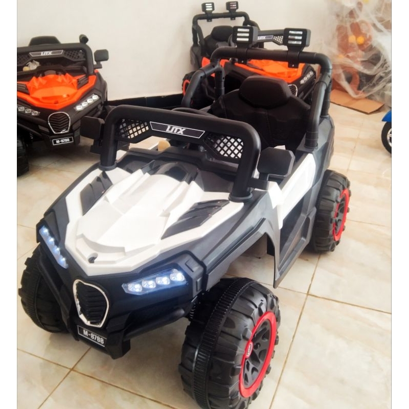 Mobil Mainan Remot Aki Cas Anak. M-8788