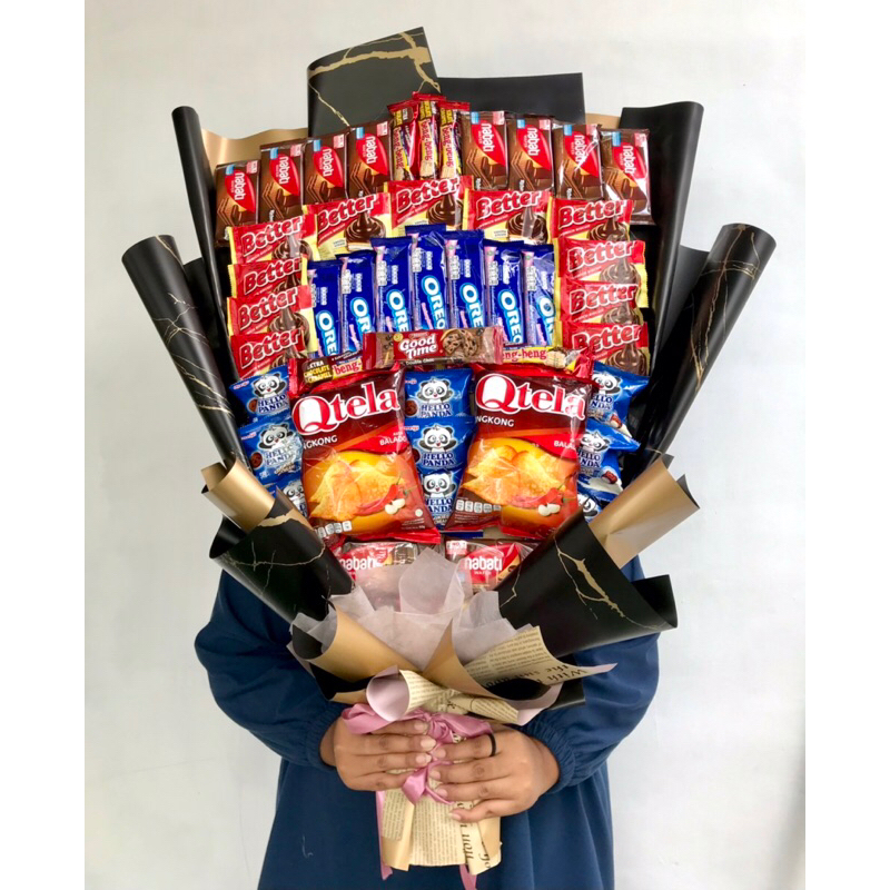 Bouquet Snack by arv.stuff / gift birthday semprotulation graduation jajan snack bunga kado terbaik gift box special surprise semua acara nikahan ulang tahun perpisahan pelepasan kelulusan artificial bestseller kado kekinian