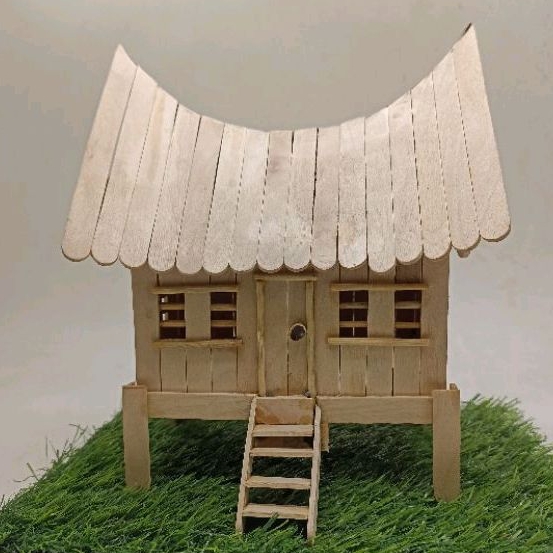 Miniatur Rumah Padang dari stik es krim