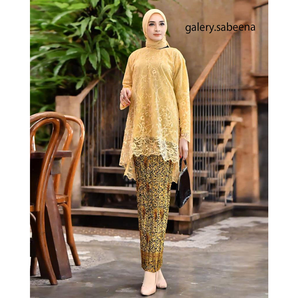 RINJANI TULLE BLOUSE KEBAYA MODREN /KEBAYA CANTIK / KEBAYA TULLE ACARA PESTA DAN WISUDA