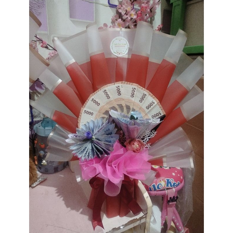 buket uang mainan berbentuk kipas dan bunga,buket uang kosongan