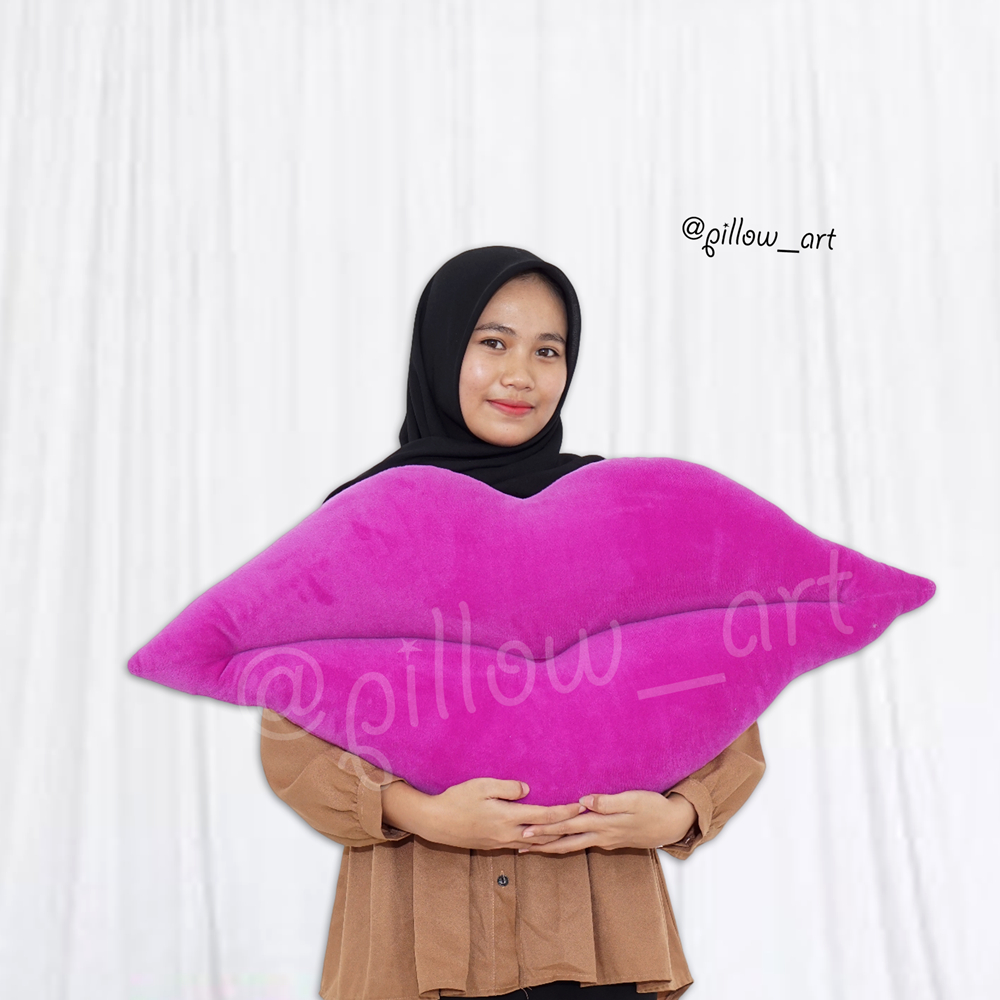 Pillowart - Bantal Sofa Bibir Size XL - ART098