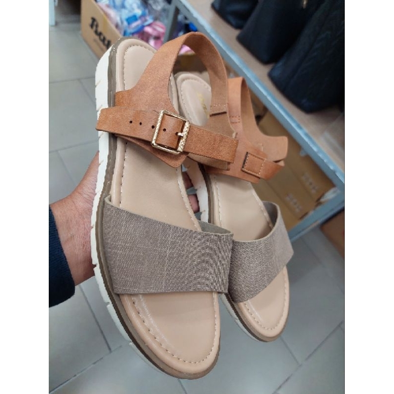 Sandal tali Wanita Bata 561-4831