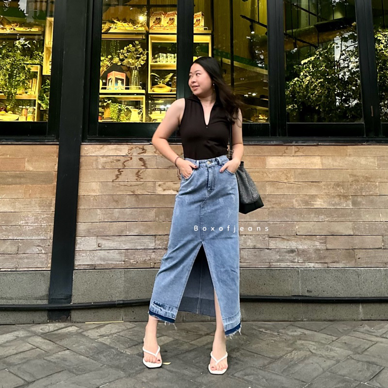 Boxofjeans - Slit Maxi Skirt Jeans