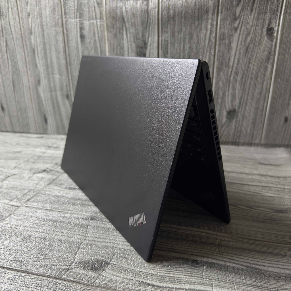 Laptop Murah Lenovo Thinkpad X390 Core i5 8gb 8RAM 256gb SSD Mulus dan Normal Laptop Second Murah