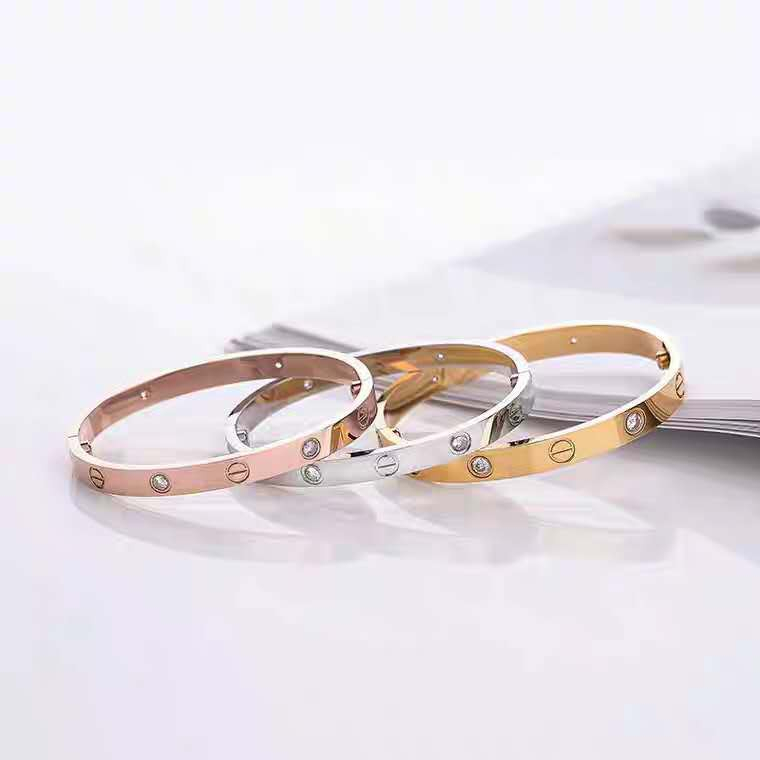 Gelang Tangan Titanium Wanita Energi Magnetic Om Mani Padme Hum