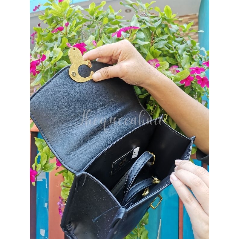 Tas Tangan Sling Bag Hitam Free Box