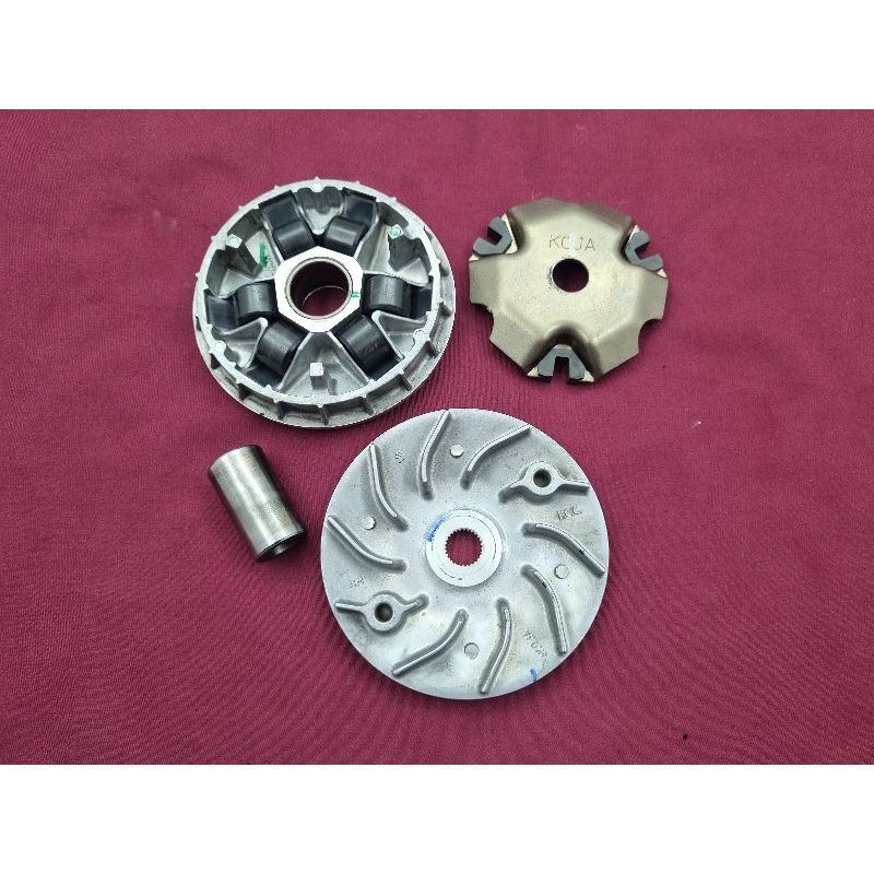 RUMAH ROLLER SET PULLY DEPAN GENIO BEAT 2020 SCOOPY 2021 ORIGINAL KOJ