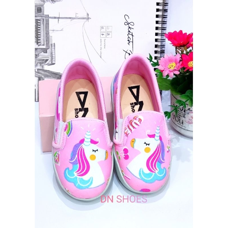 Sepatu anak perempuan motif unicorn pink cute murah