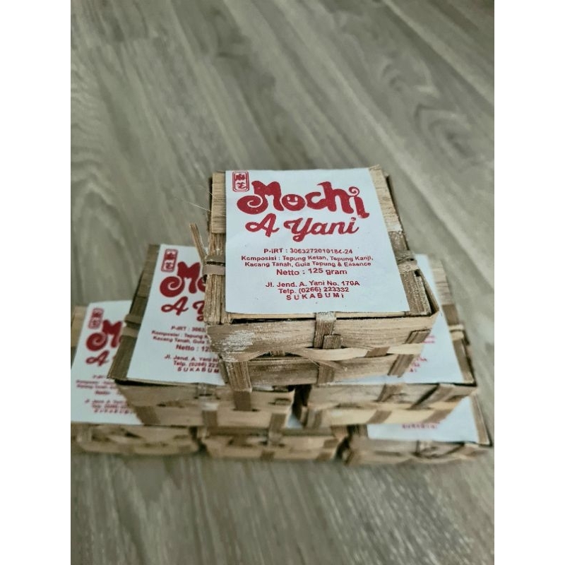 

Mochi Ayani Sukabumi - Keranjang Bambu
