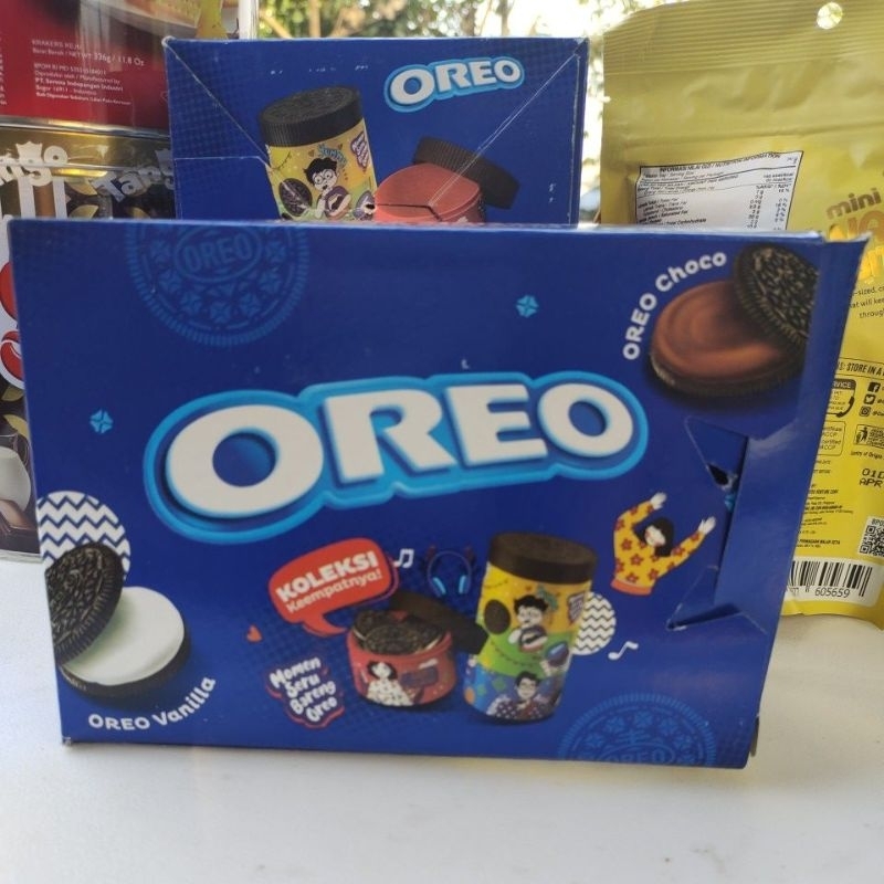 

Oreo snack box