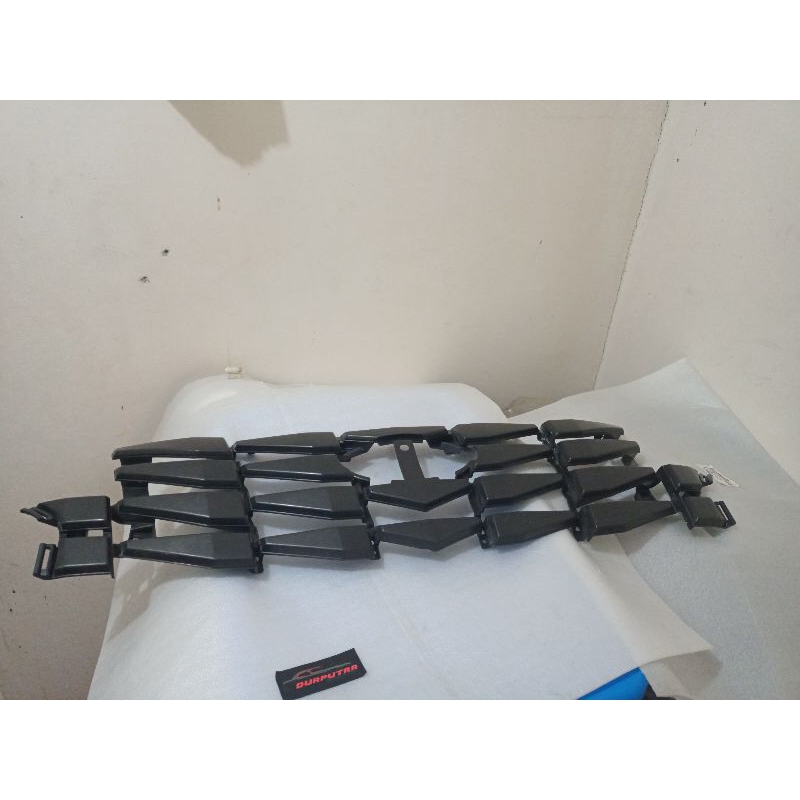 Grill grill hyundai creta original kondisi masih bahan