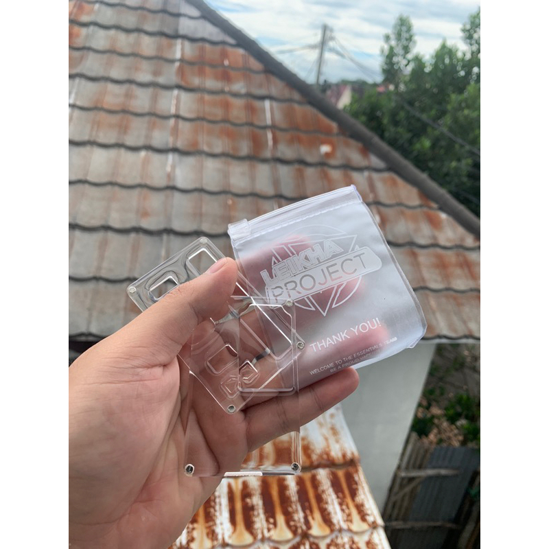 

Akrilik bening