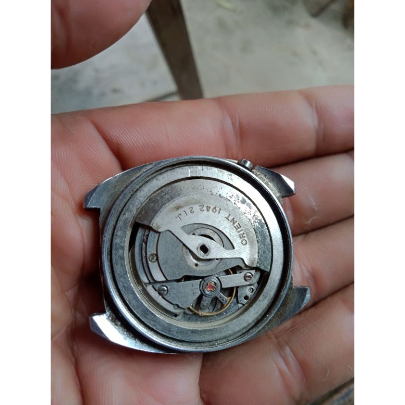 jam orient mati bahan