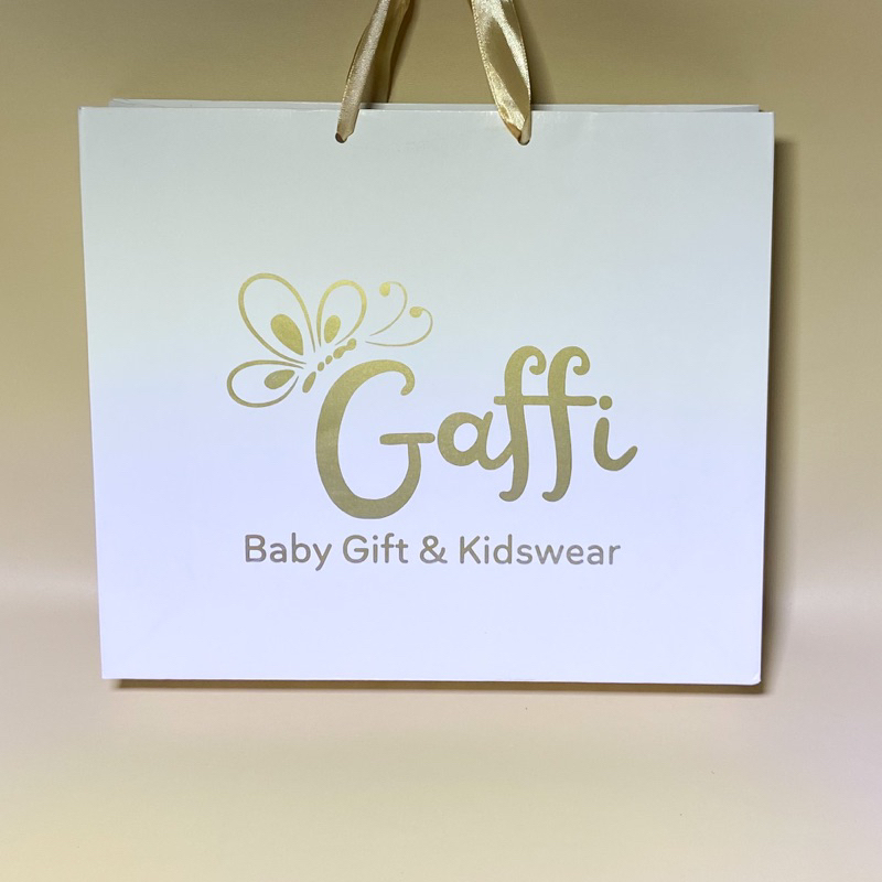 

Paperbag By Gaffi Baby Gift and Kidswear