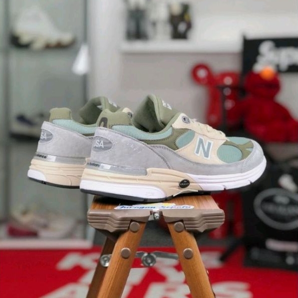 New Balance 993 x Kith &quot;Spring 101&quot;