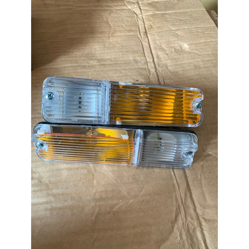 Lampu bemper daihatsu TAFT GT