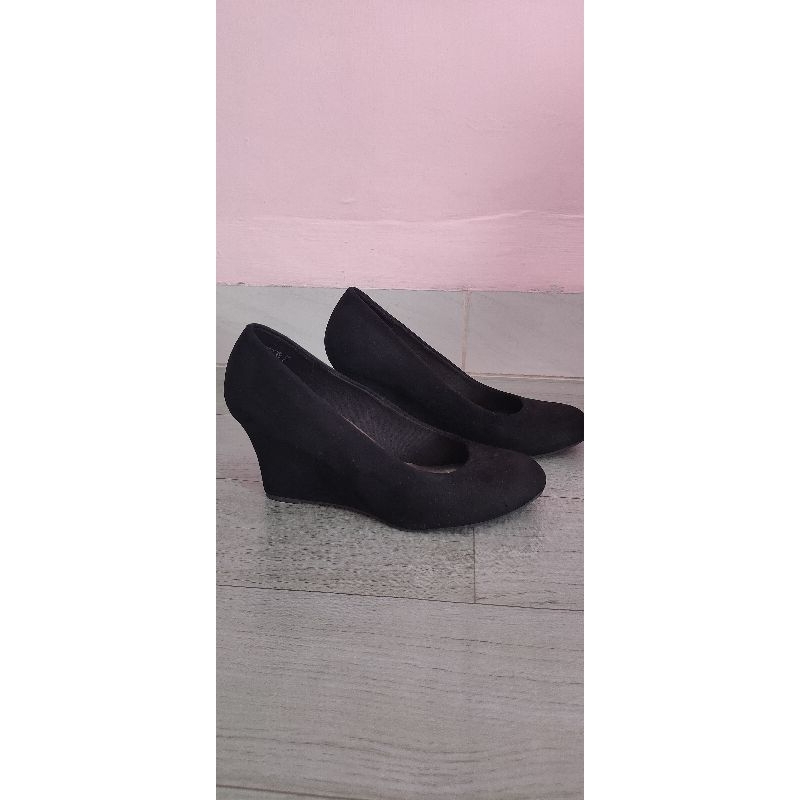 Preloved Sepatu Wedges Dexflex Comfort by Payless Original 100%