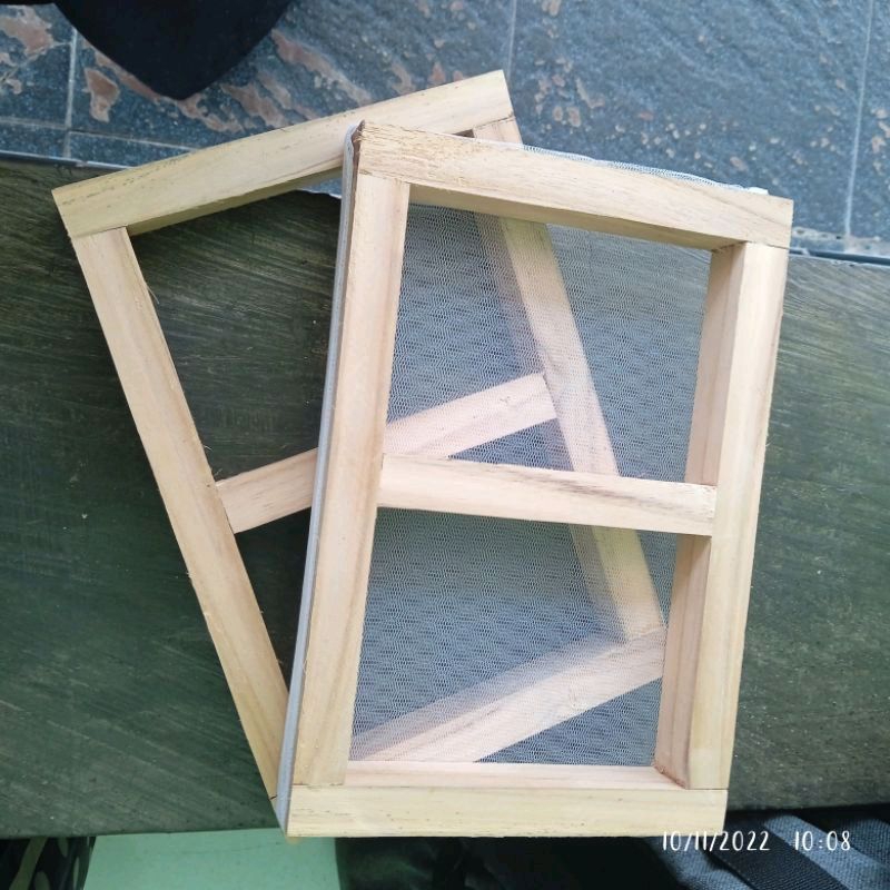 

Alat pencetak kertas daur ulang/ Mold and Deckle for recycle paper ukuran A7 double frame