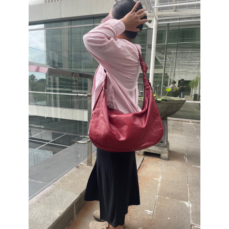 KAYNN leather hobo bag