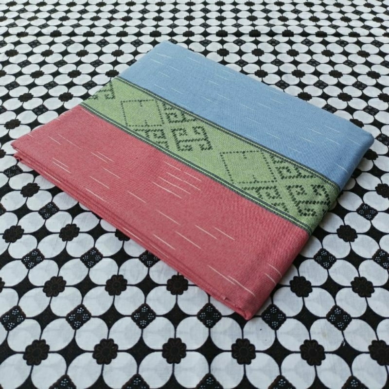 Kain Tenun Hujan Gerimis