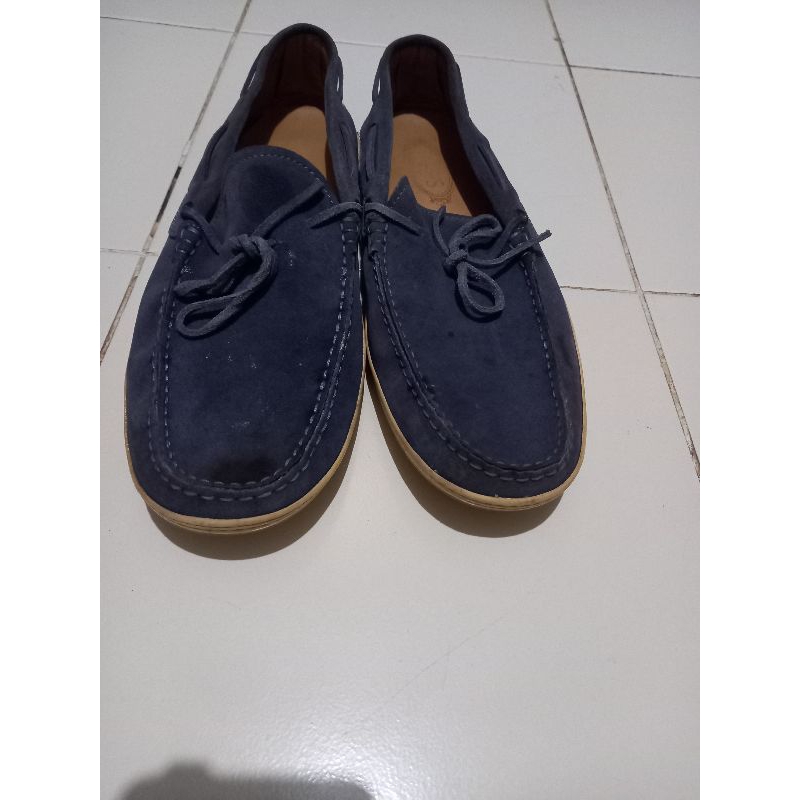 sepatu tods