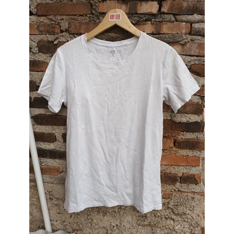 T-shirt Uniqlo Basic