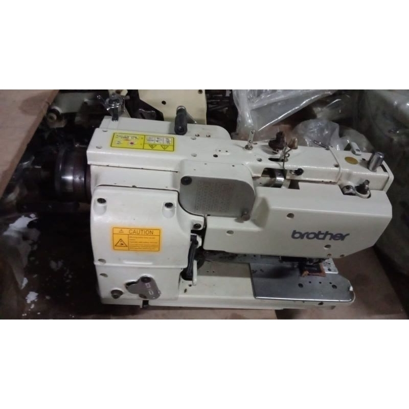 MESIN JAHIT LUBANG KANCING BROTHER B814 SECOND/SEKEN