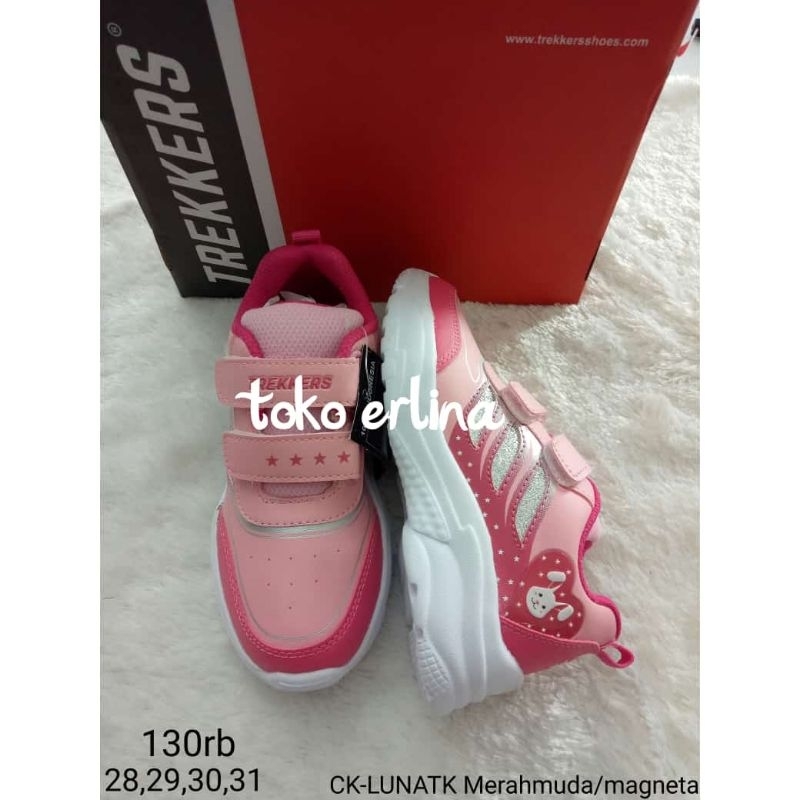 Sepatu Sekolah Anak Trekkers