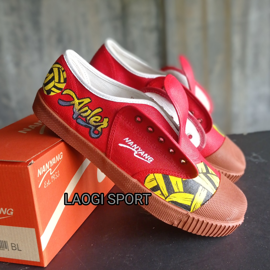 SEPATU TAKRAW NANYANG MOTIF COKLAT