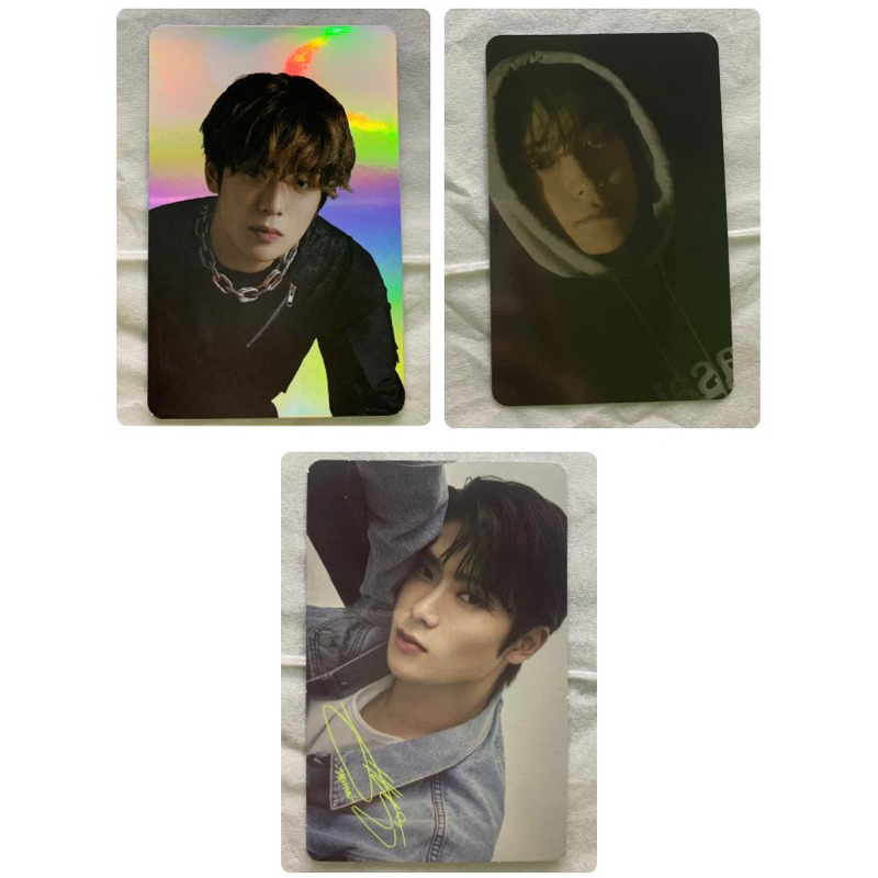 Photocard (PC) Jaehyun NCT 127 / Jaehyun Season Greeting 2022 (SG2021) Aladin Benefit Hologram / Jae