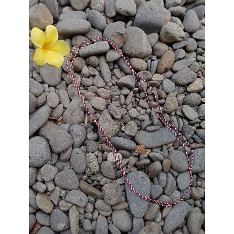 Tali kalung Tridatu, Asli Khas Bali/ pria dan wanita model serut, Kalung Simpel