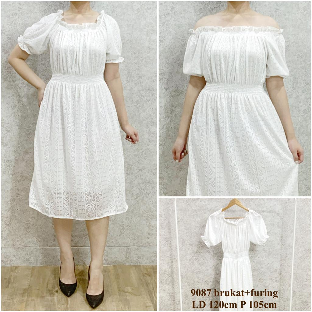 Pakaian Wanita / Dress Pesta / Gaun Pesta / Baju Natal / Dress Renda Brukat Putih Plisket Free Belt 