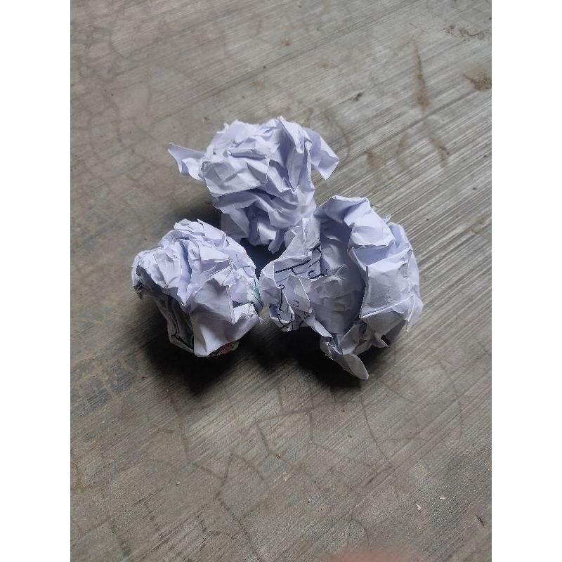 

bola kertas buntelan kertas