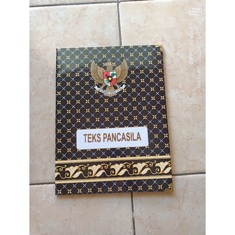 

map upacara batik hitam bijian