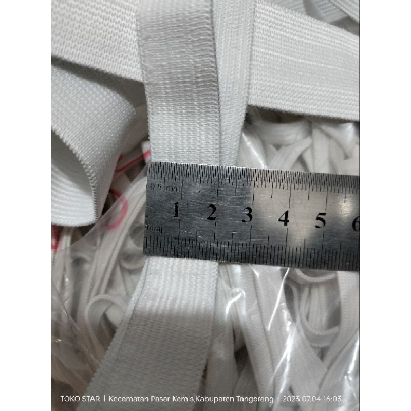 Karet pinggang Tahu 1.5 Cm - 4 Cm, 1 Kg warna Putih