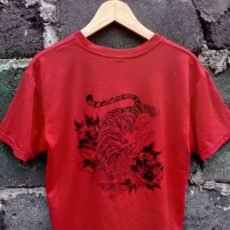 PJH T-shirt / kaos jersey motif sukajan PRELOVED SECOND BRAND