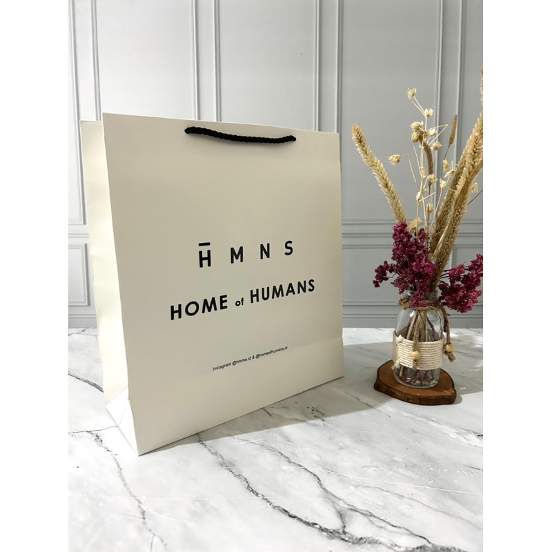 

Paper Bag HMNS Paper Bag Muat Box Parfume
