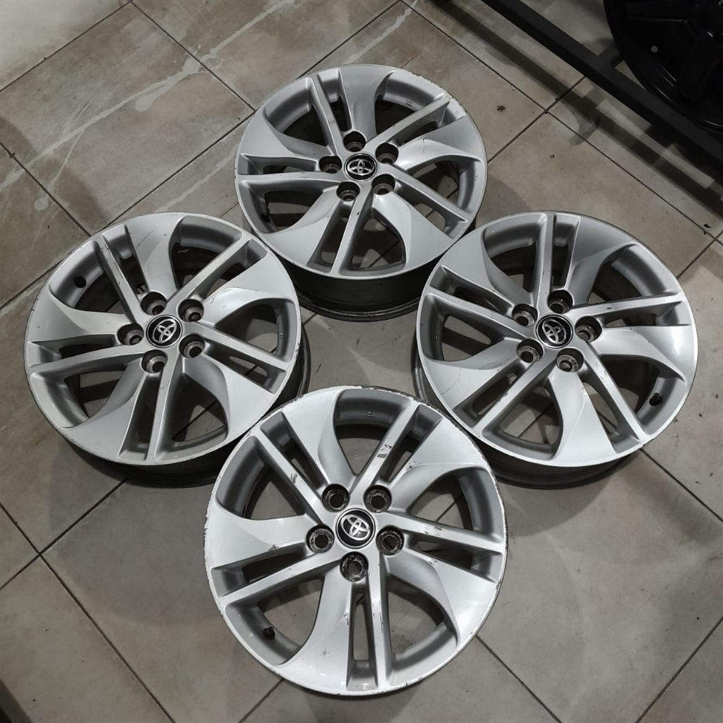 velg mobil second oem sienta ring 15 5x100 bisa untuk New Xenia, Avanza, Altis
