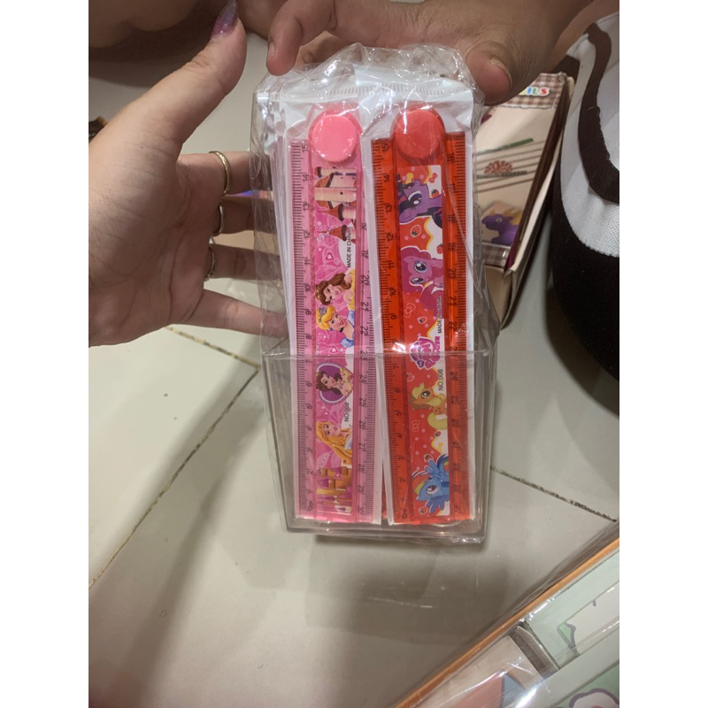 

penggaris lipat