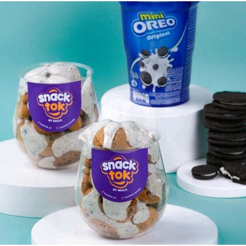 

Snacktok full cookies saus cookies n cream