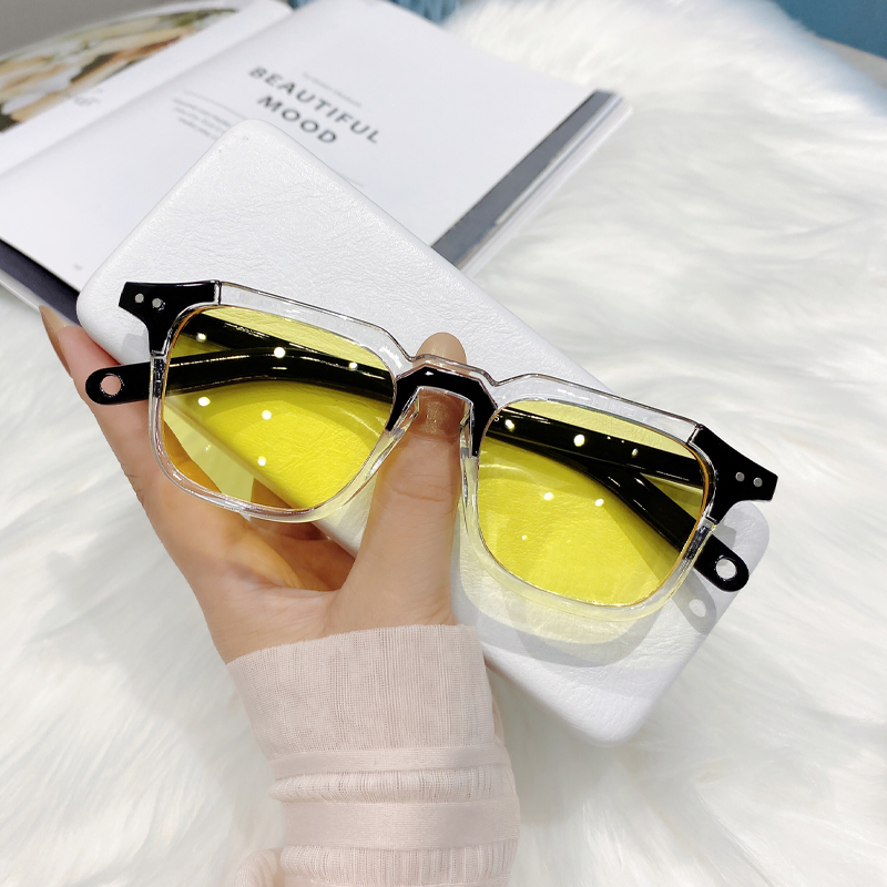 Kacamata Hitam Persegi Wanita/ Pria Gaya Retro Sempit Frame Murah Sunglasses Fashion Korea-Persegi kuning