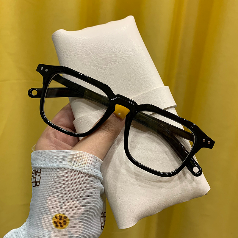 Kacamata Hitam Persegi Wanita/ Pria Gaya Retro Sempit Frame Murah Sunglasses Fashion Korea-Persegi hitam putih