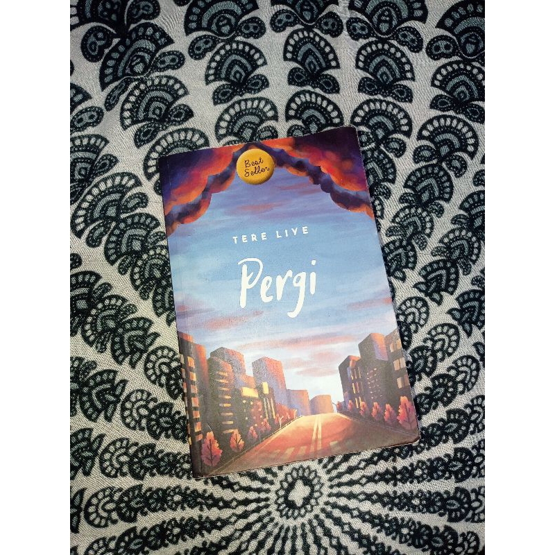 Preloved buku Pergi Tere liye