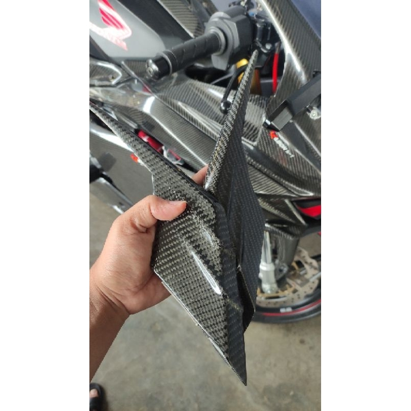 aerofin carbon & cover kumis cbr250rr