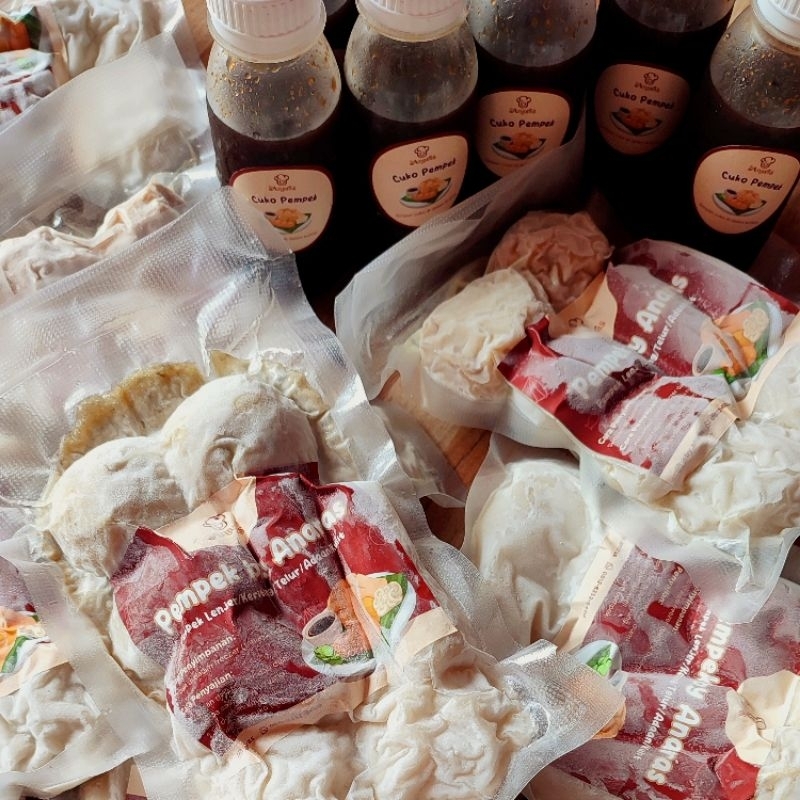 

Pempek By Anaras Pempek Palembang - lenjer/keriting/telur/adaan/kulit