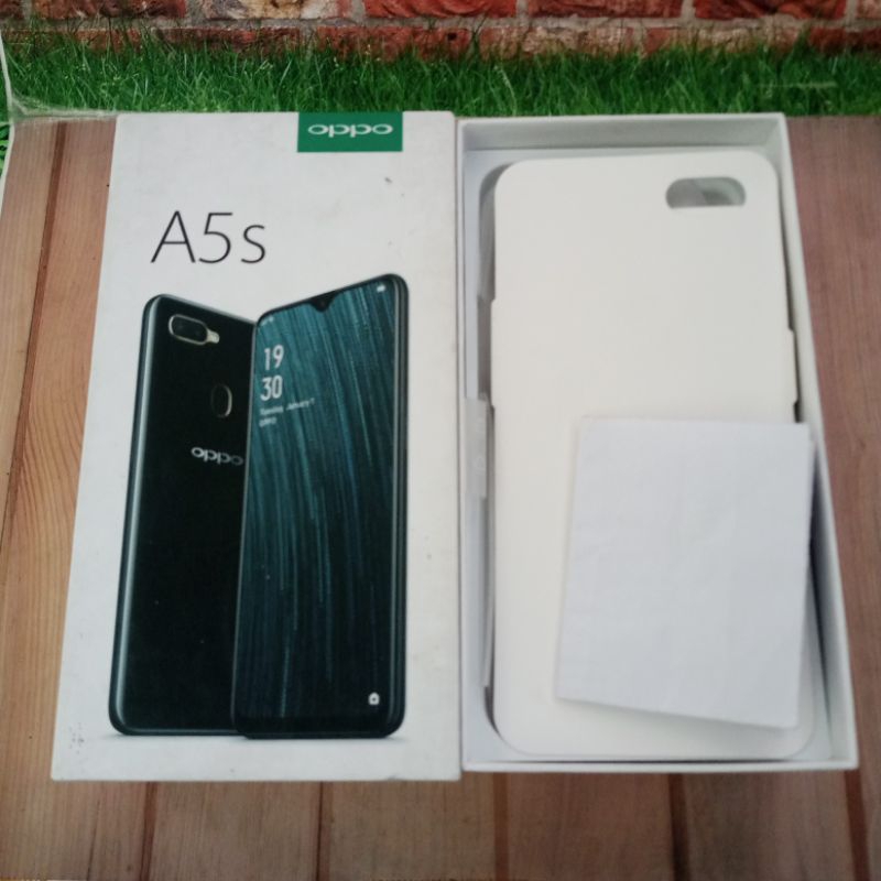 Box dus kardus bekas original HP Oppo A5s