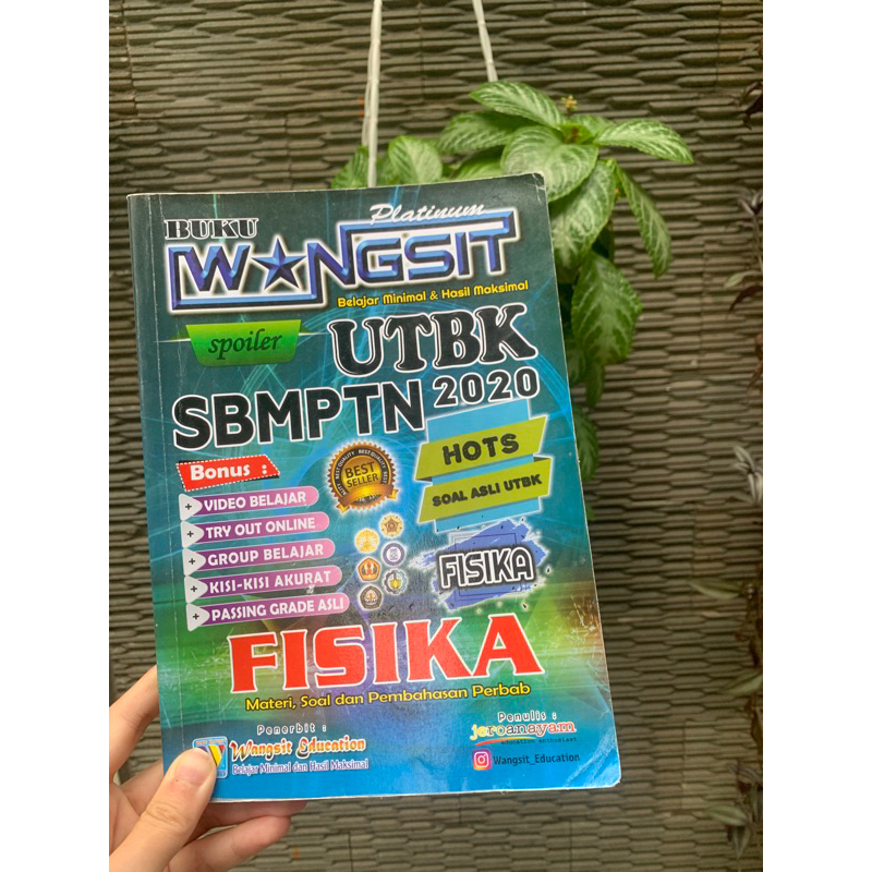 

PRELOVED!!!!BOLEH NEGO TIPIS BUKU WANGSIT FOR SBMPTN MAPEL FISIKA 2020